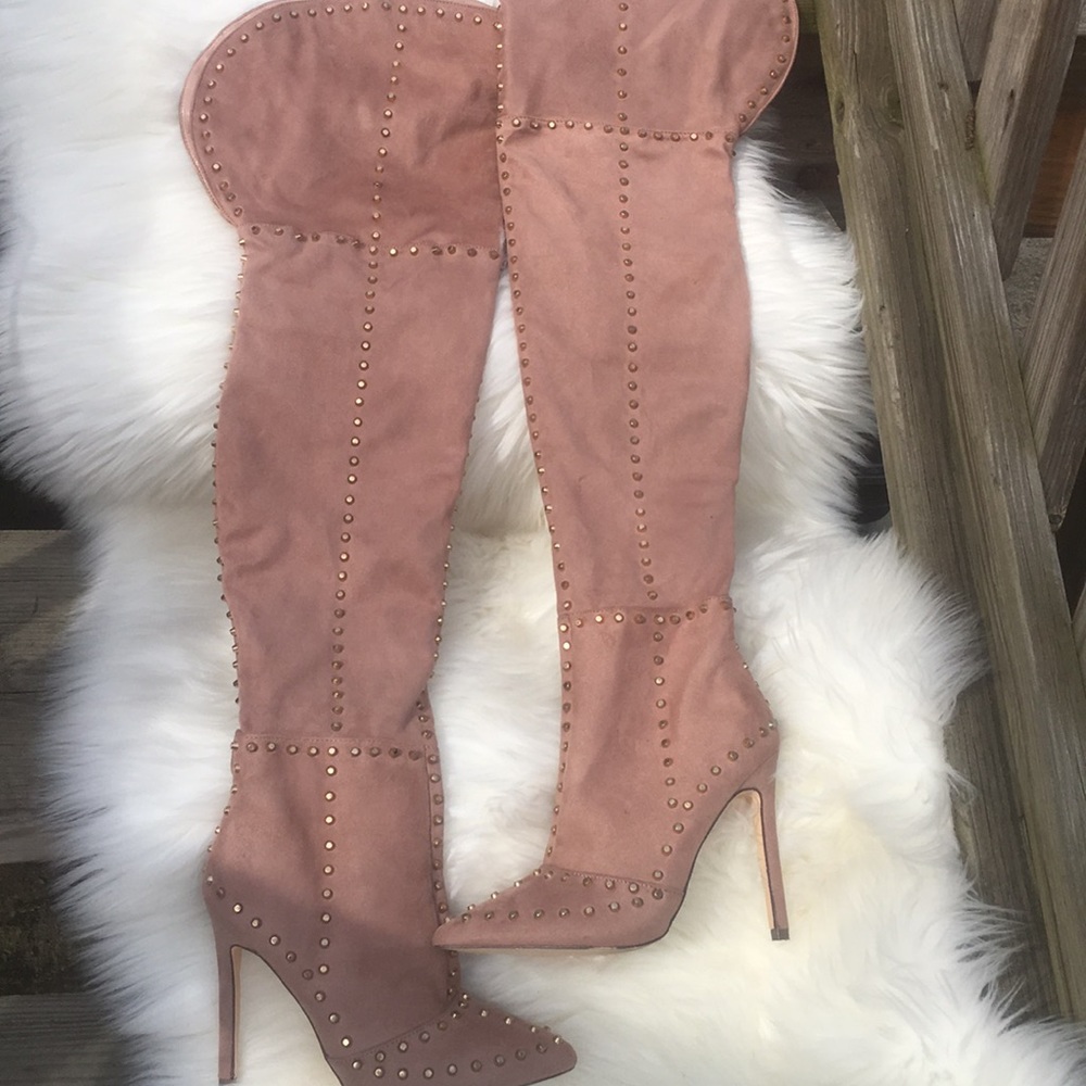 Rose gold long boots! 🔥!